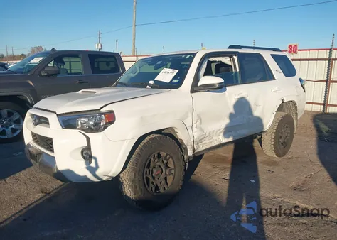 2023 Toyota 4Runner Trd Off Road Premium z USA, uszkodzony, nr VIN JTERU5JR2P6118964